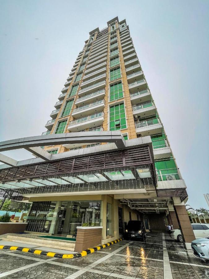 City Center- Balcony Suite Cebu Exterior foto